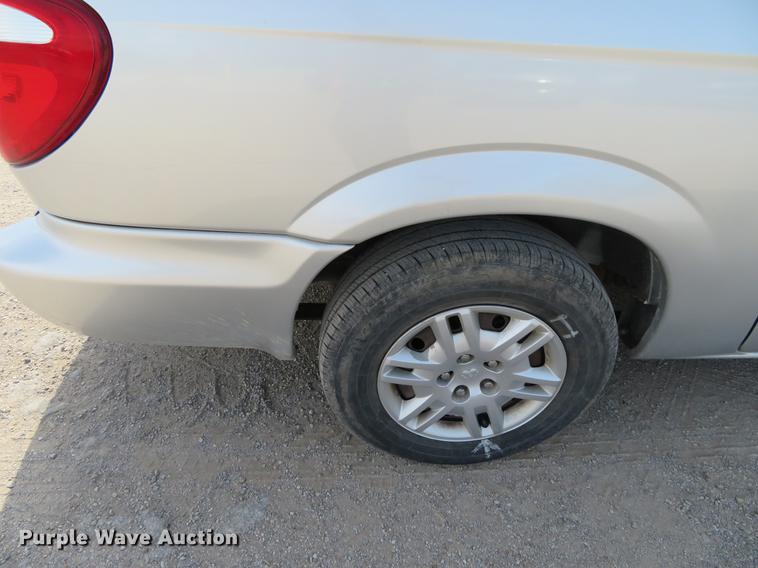image for item EJ9671 2007 Dodge Grand Caravan van