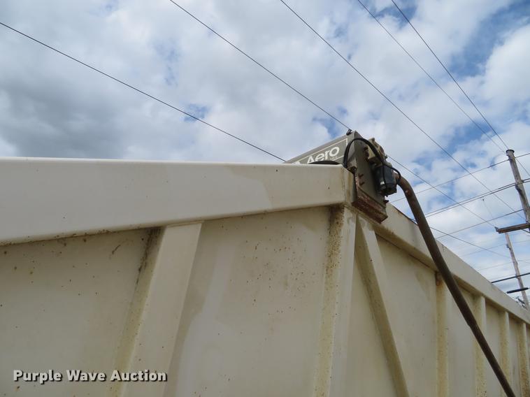 image for item EJ9673 1996 Ranch bottom dump trailer