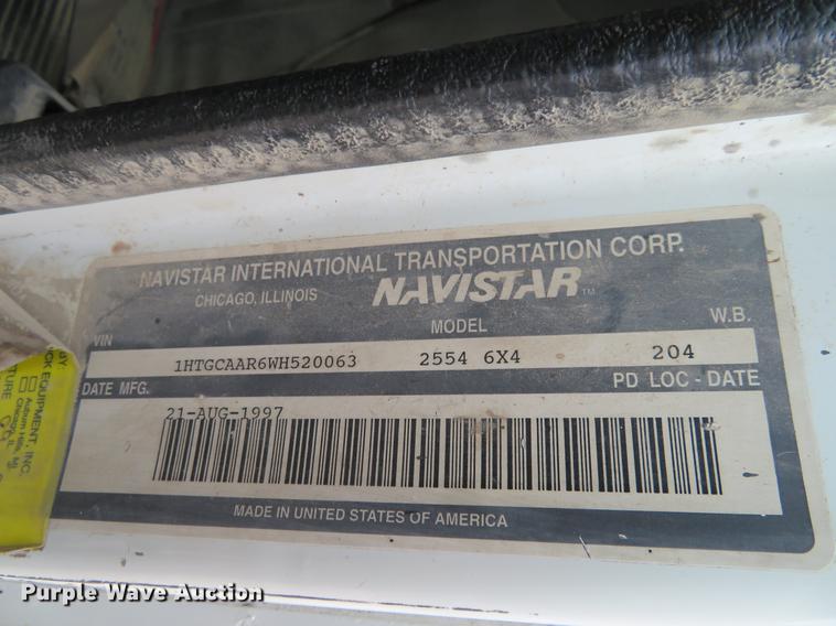 image for item EJ9675 1998 International 2554 dump truck