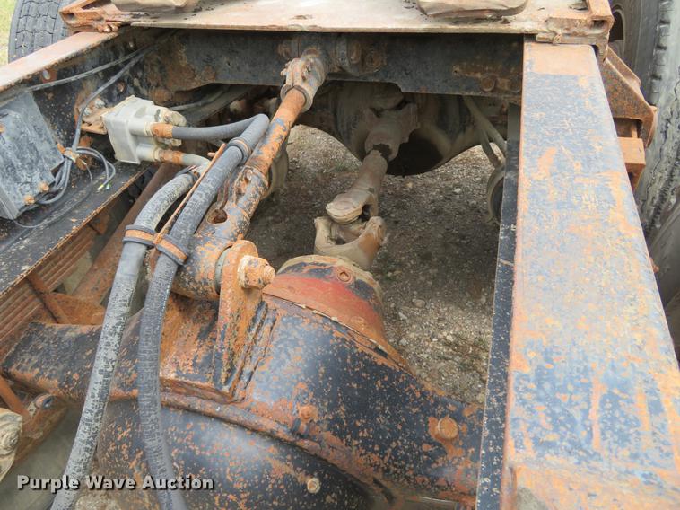 image for item EJ9677 1977 International Transtar II semi truck