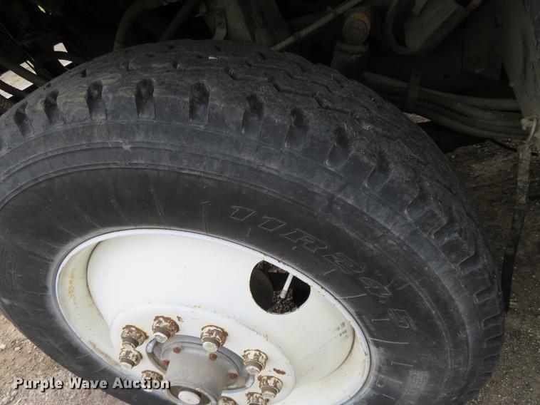 image for item EJ9677 1977 International Transtar II semi truck