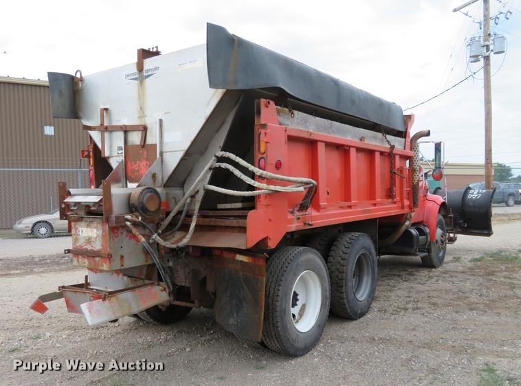 image for item EJ9678 1993 International 4900 dump truck