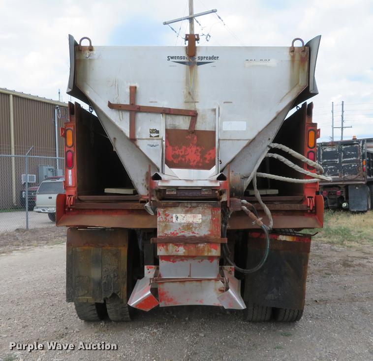 image for item EJ9678 1993 International 4900 dump truck