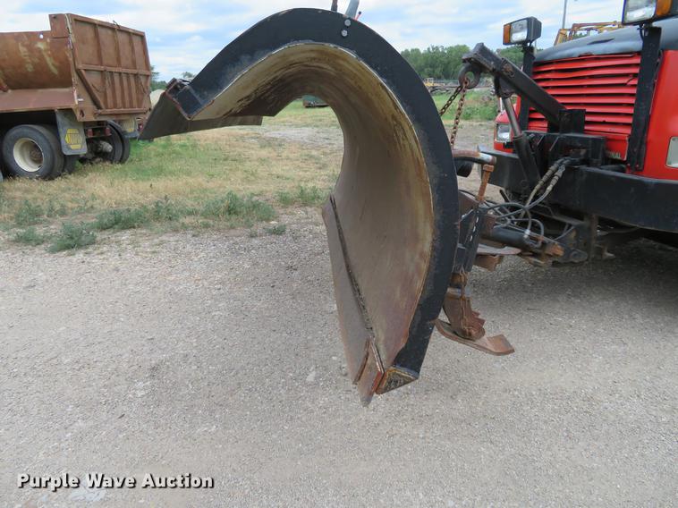 image for item EJ9678 1993 International 4900 dump truck