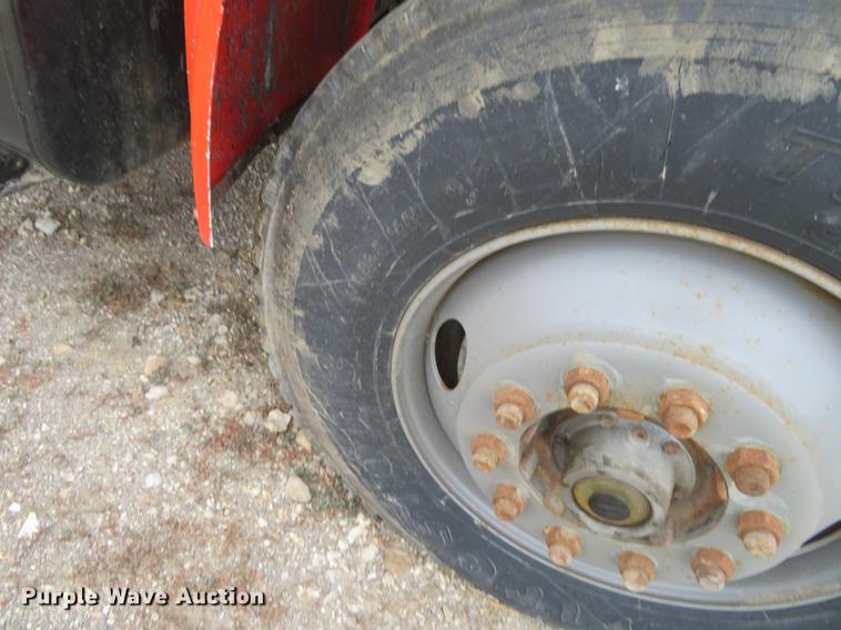 image for item EJ9678 1993 International 4900 dump truck