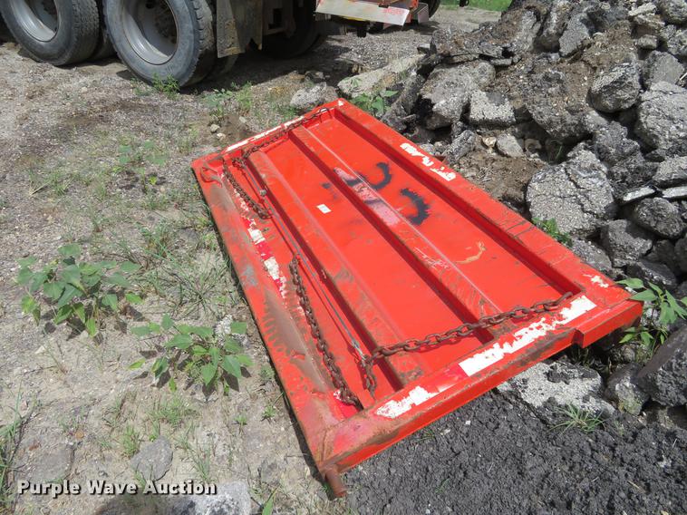 image for item EJ9678 1993 International 4900 dump truck