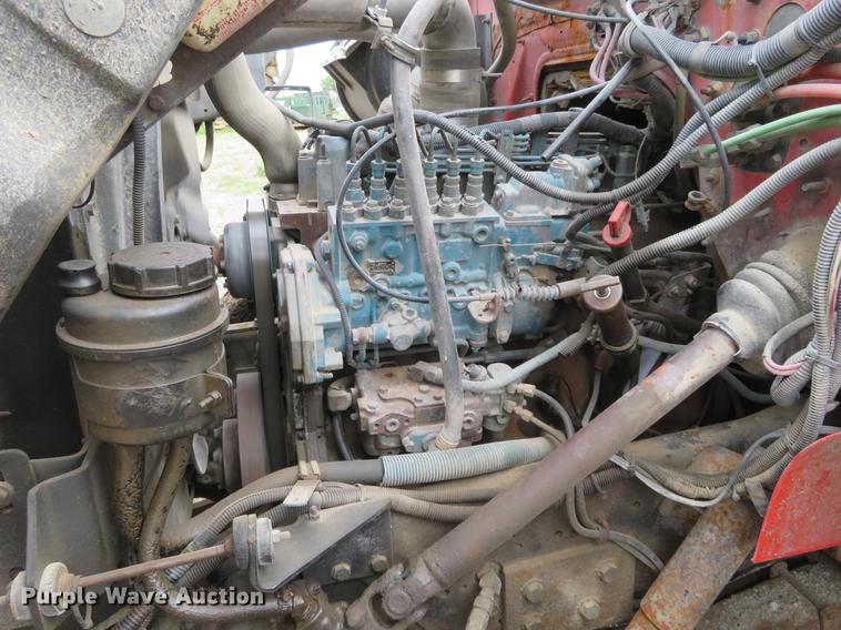 image for item EJ9679 1997 International 4900 dump truck