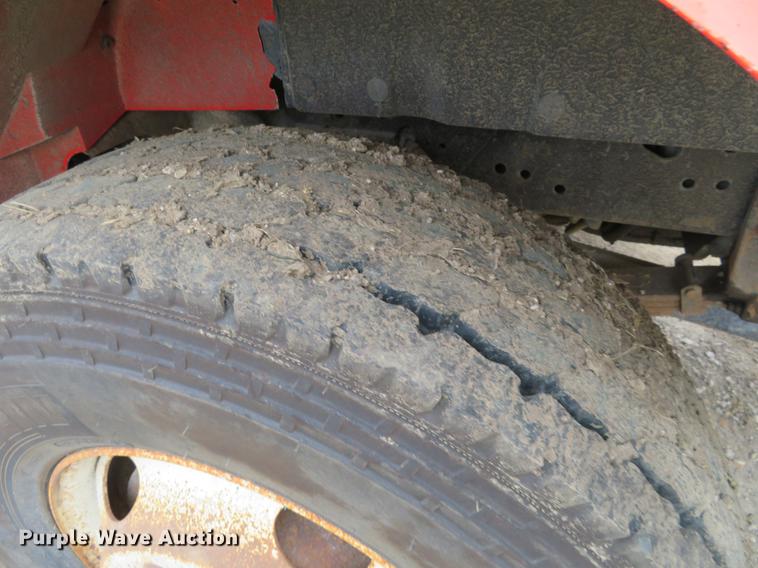 image for item EJ9679 1997 International 4900 dump truck