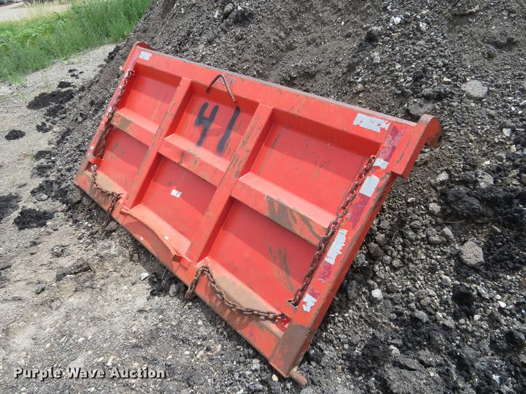 image for item EJ9679 1997 International 4900 dump truck