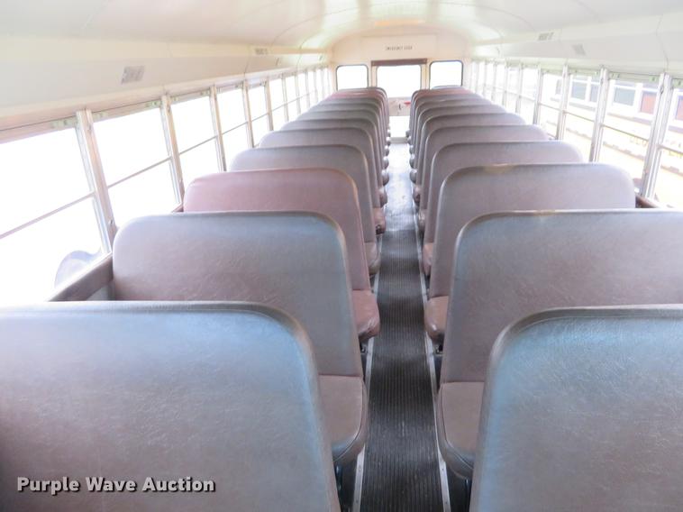 image for item EJ9699 1996 International 3800 school bus