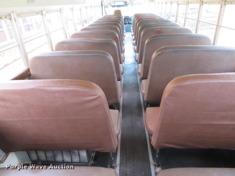 image for item EJ9699 1996 International 3800 school bus