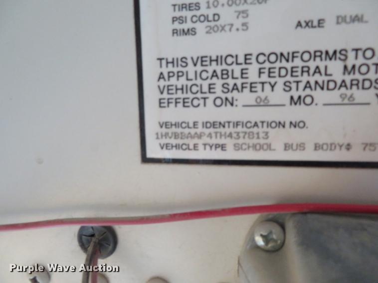 image for item EJ9699 1996 International 3800 school bus