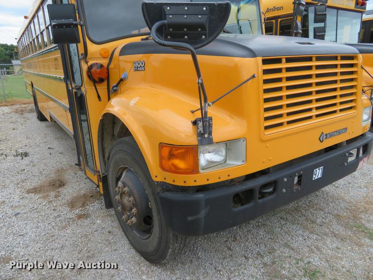 image for item EJ9699 1996 International 3800 school bus