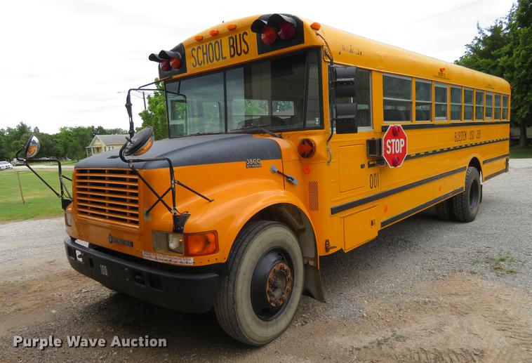 image for item EJ9700 1999 International 3800 school bus