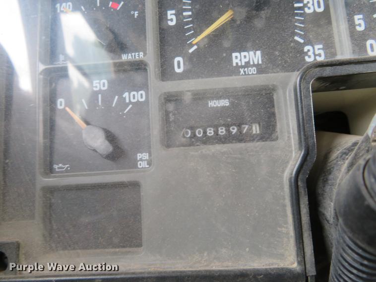 image for item EJ9700 1999 International 3800 school bus