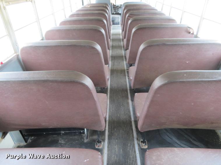 image for item EJ9700 1999 International 3800 school bus