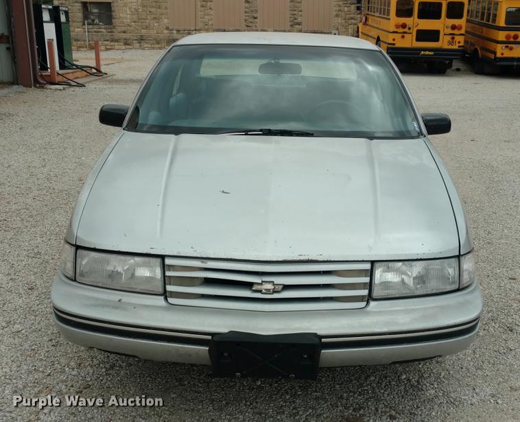 image for item EJ9701 1992 Chevrolet Lumina