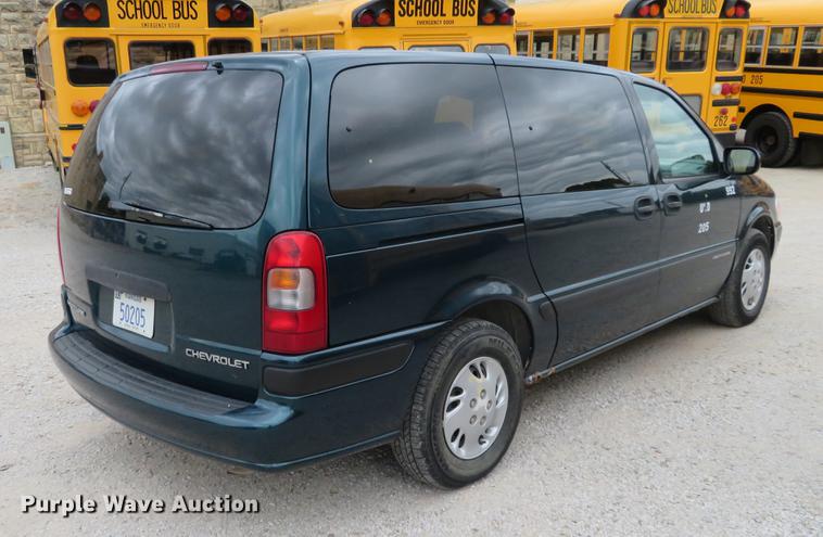 image for item EJ9702 1998 Chevrolet Venture van