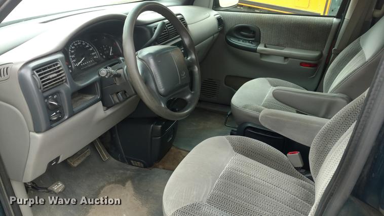 image for item EJ9702 1998 Chevrolet Venture van