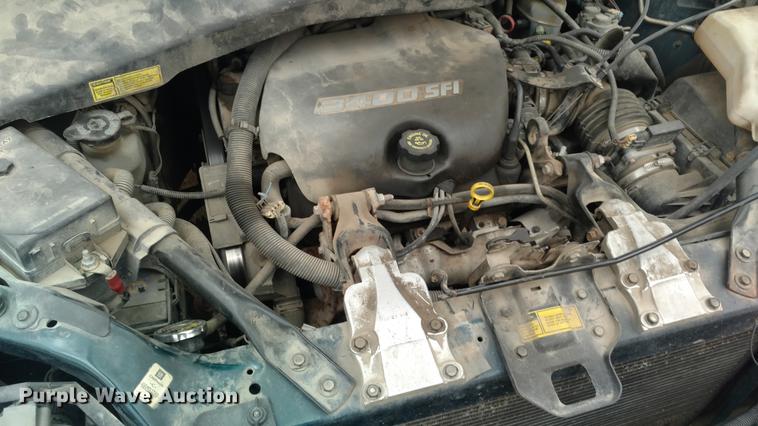 image for item EJ9702 1998 Chevrolet Venture van