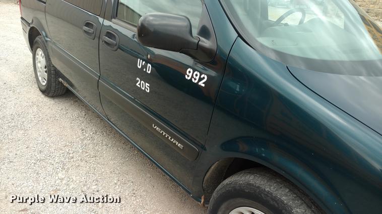 image for item EJ9702 1998 Chevrolet Venture van