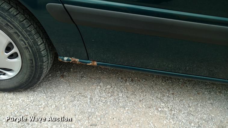 image for item EJ9702 1998 Chevrolet Venture van