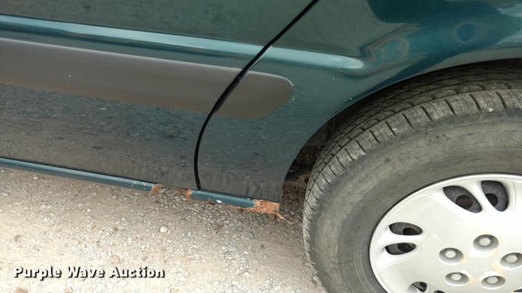 image for item EJ9702 1998 Chevrolet Venture van