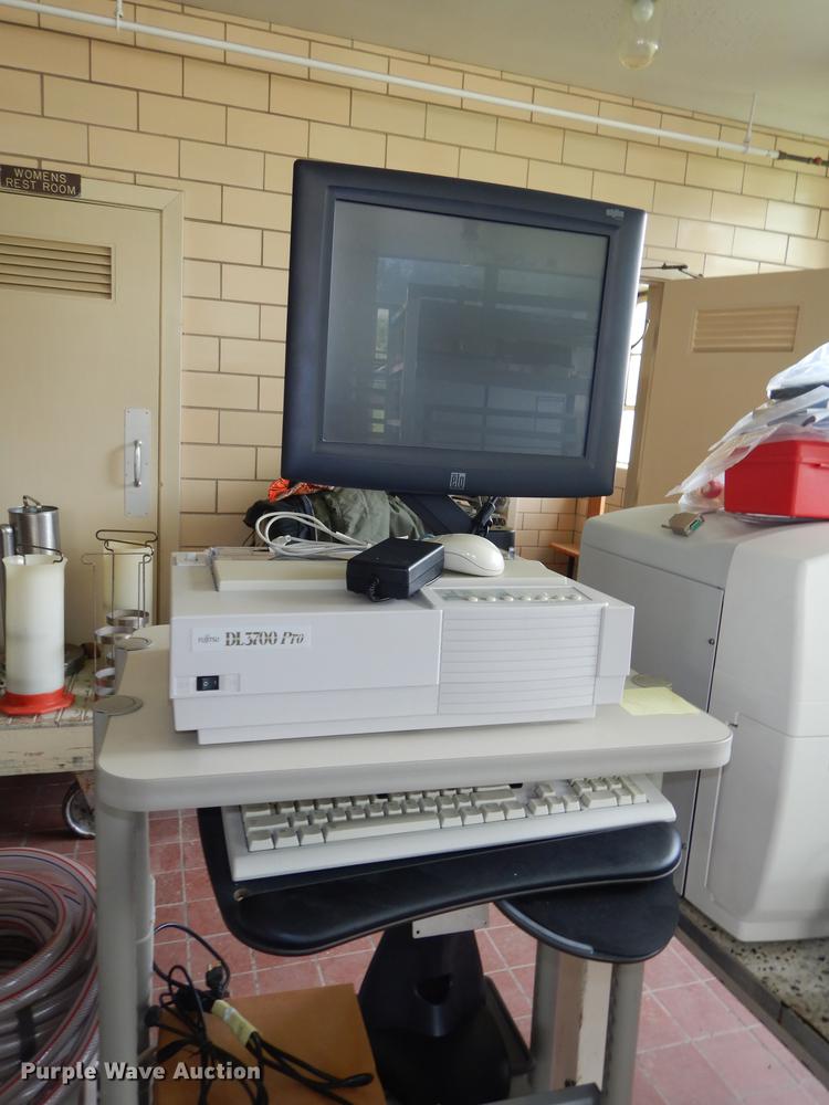 image for item EK9307 Olympus AU-400E chemistry analyzer