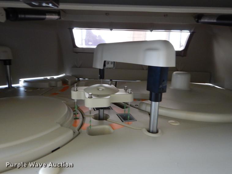 image for item EK9307 Olympus AU-400E chemistry analyzer