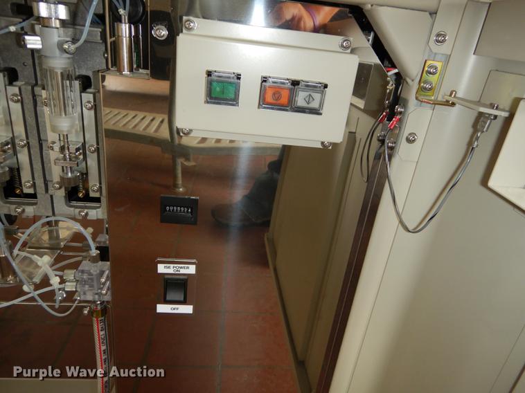 image for item EK9307 Olympus AU-400E chemistry analyzer