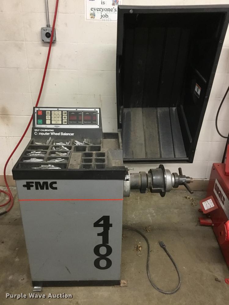 image for item G1243 FMC 4100 tire balancer