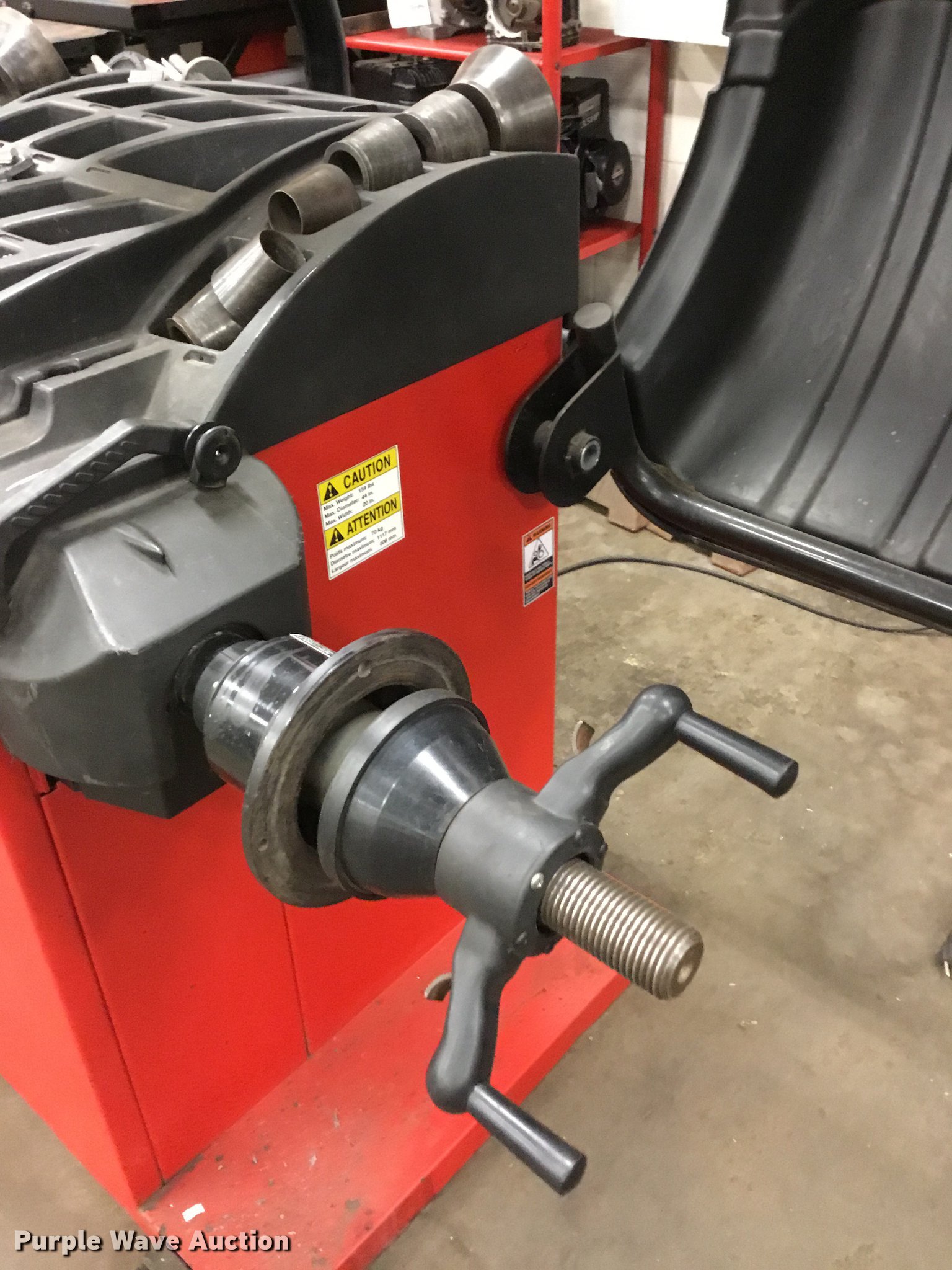 John Bean VPI System III tire balancer in Overland Park, KS Item