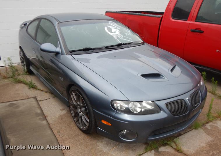 image for item DE1768 2005 Pontiac GTO
