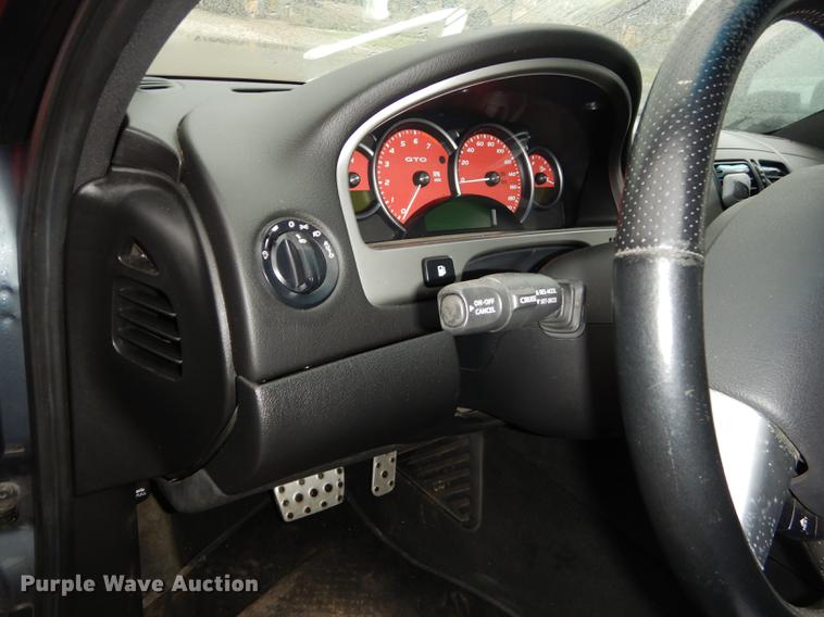 image for item DE1768 2005 Pontiac GTO