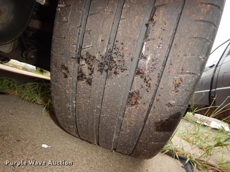 image for item DE1768 2005 Pontiac GTO