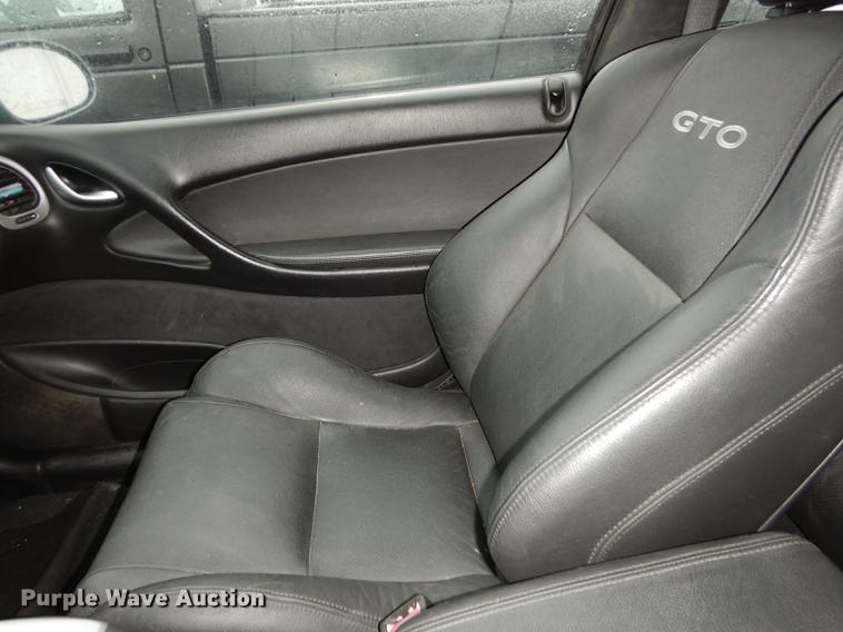 image for item DE1768 2005 Pontiac GTO