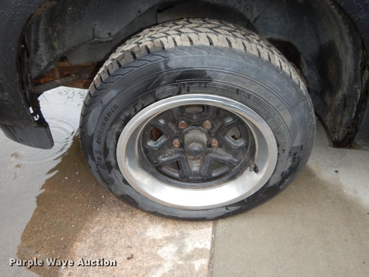 image for item DE1769 1991 Chevrolet S10 pickup truck