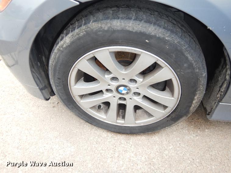 image for item DE1772 2006 BMW 325i