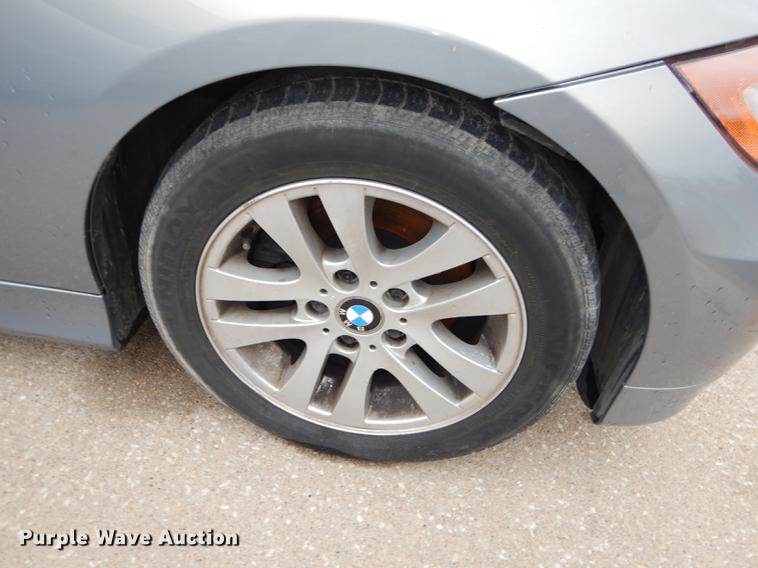 image for item DE1772 2006 BMW 325i