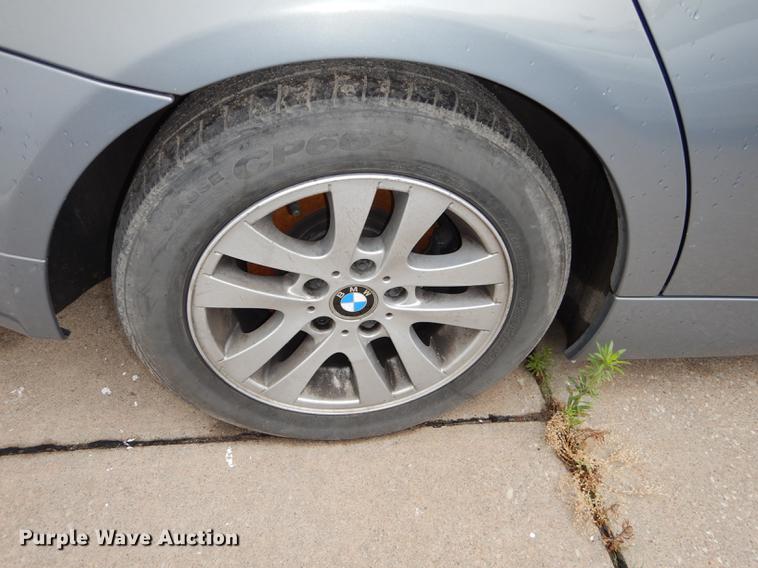 image for item DE1772 2006 BMW 325i