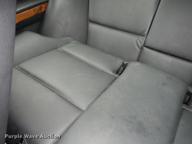 image for item DE1772 2006 BMW 325i