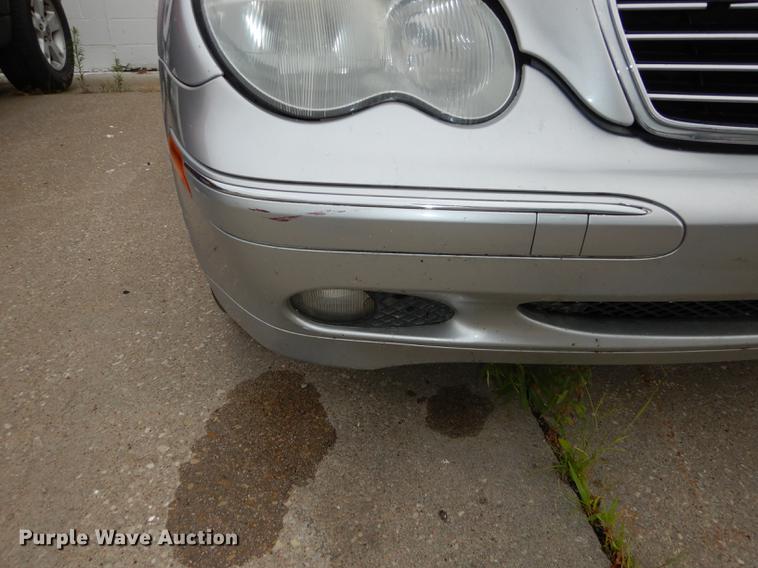 image for item DE1773 2001 Mercedes Benz C320