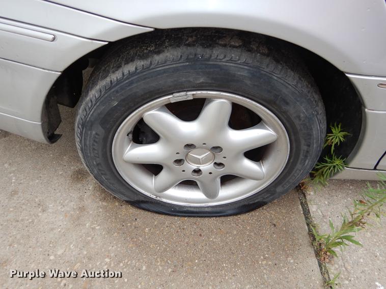 image for item DE1773 2001 Mercedes Benz C320