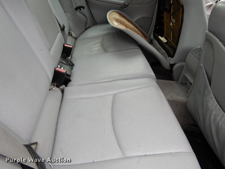 image for item DE1773 2001 Mercedes Benz C320