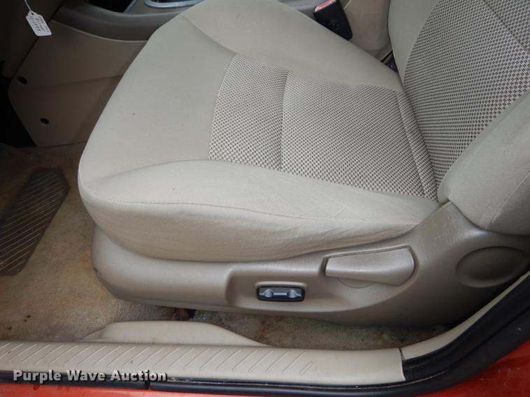 image for item DE1774 2006 Ford Escape XLT SUV