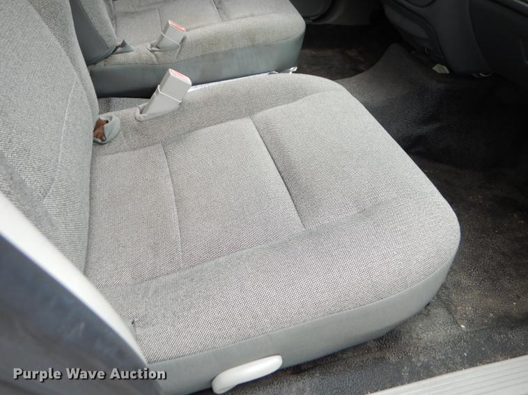 image for item DE1777 2005 Ford Crown Victoria Police Interceptor