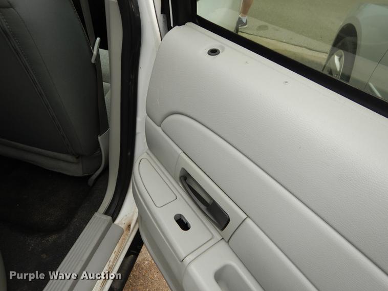 image for item DE1777 2005 Ford Crown Victoria Police Interceptor