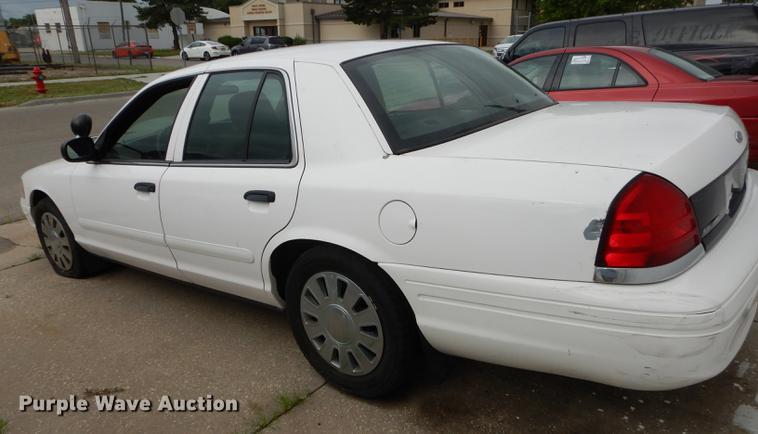 image for item DE1778 2006 Ford Crown Victoria Police Interceptor