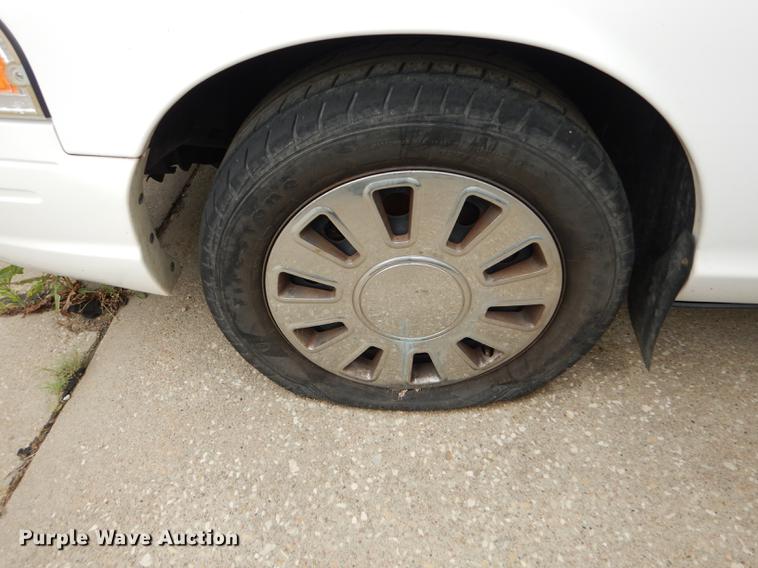 image for item DE1778 2006 Ford Crown Victoria Police Interceptor