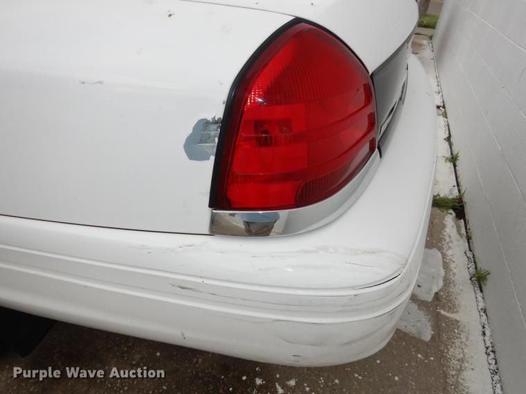 image for item DE1778 2006 Ford Crown Victoria Police Interceptor